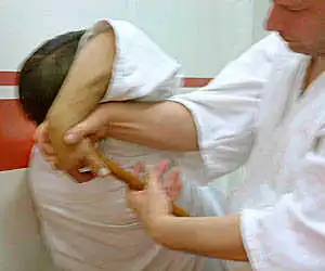 Aikido technique IRIMINAGE against knife attacks, TANTO DORI, by Stefan  Stenudd in 2007 