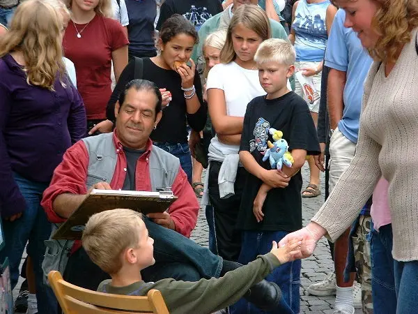 Folks at a festival. Photo: Stefan Stenudd.