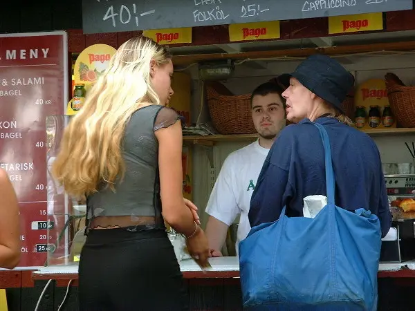 Folks at a festival. Photo: Stefan Stenudd.