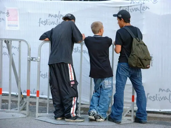 Folks at a festival. Photo: Stefan Stenudd.