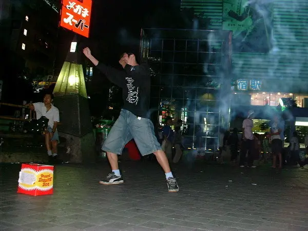 Shinjuku standup. Photo by Stefan Stenudd.