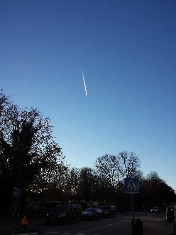 Sky photo by Stefan Stenudd.