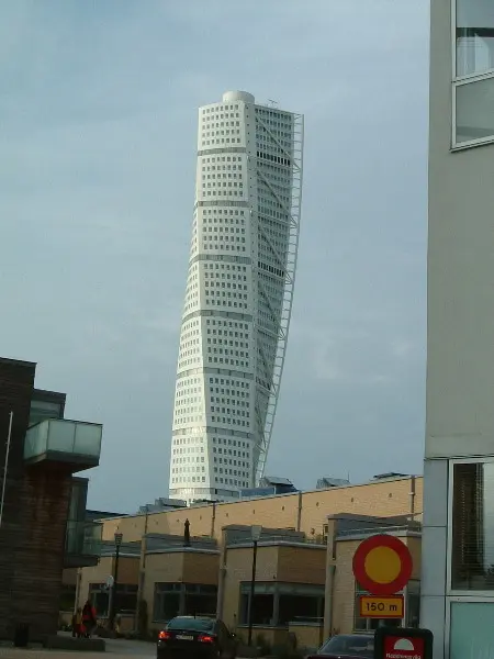 Turning Torso in Malm, Sweden. Photo by Stefan Stenudd.